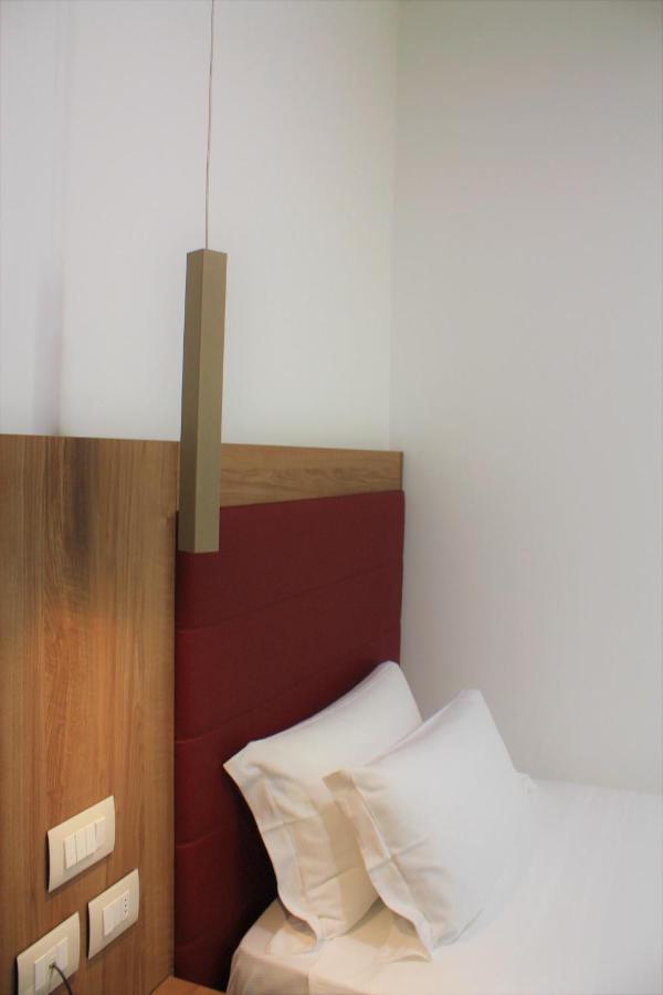 V Hotel Анкона Екстериор снимка