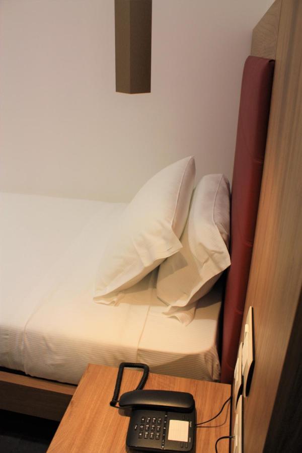 V Hotel Анкона Екстериор снимка